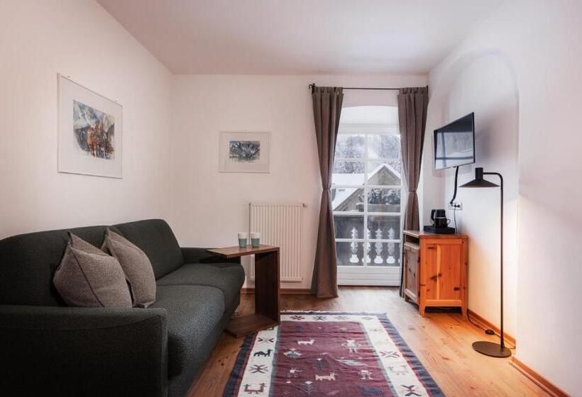 酒店 Dolomitenhof & Chalet Alte Post