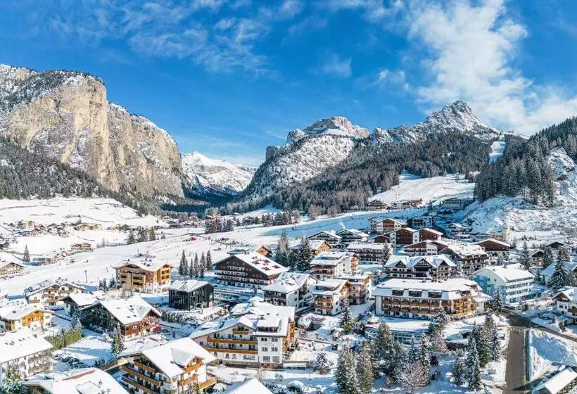 Hotelli Dorfer Alpine&charming