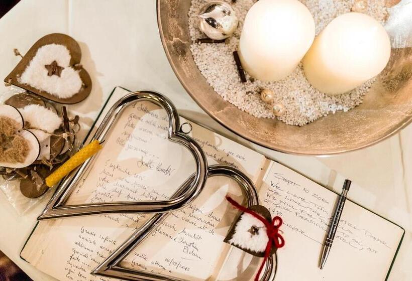 בית מלון כפרי Dorfer Alpine&charming