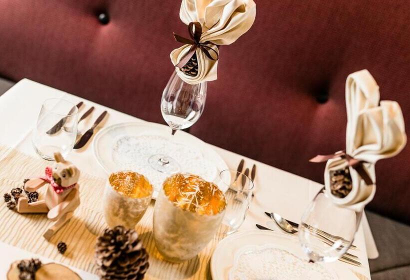 בית מלון כפרי Dorfer Alpine&charming