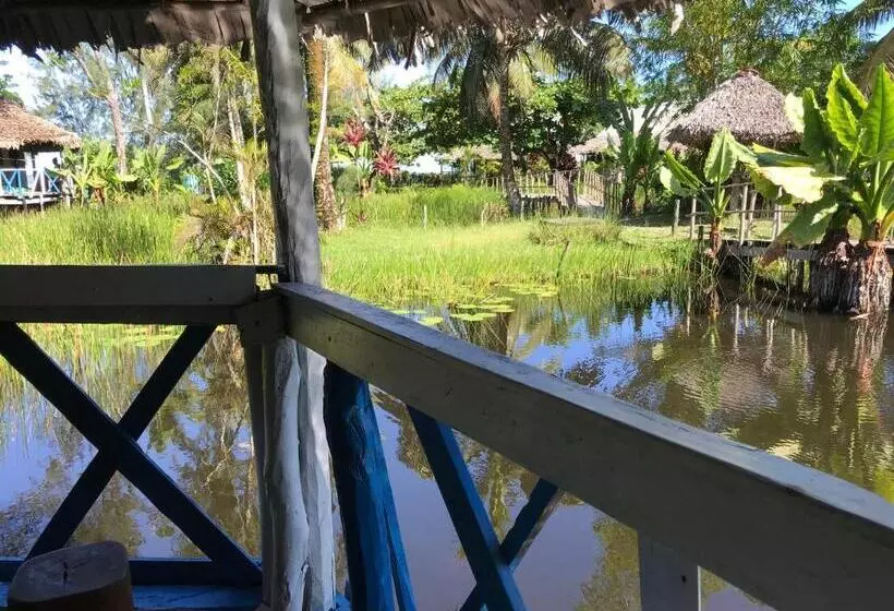 هتل Le Lagon