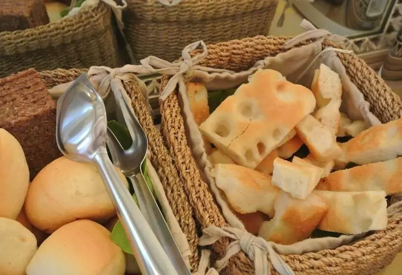 Hotelli Locanda Il Maestrale