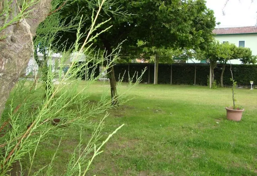 ホテル Villa Ginevra