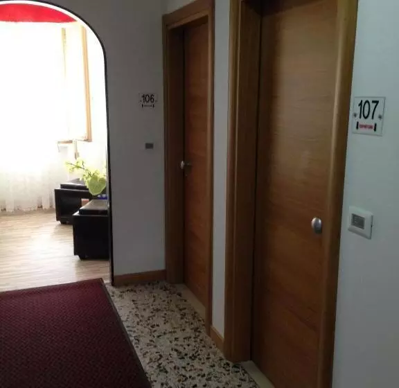 ホテル Villa Ginevra