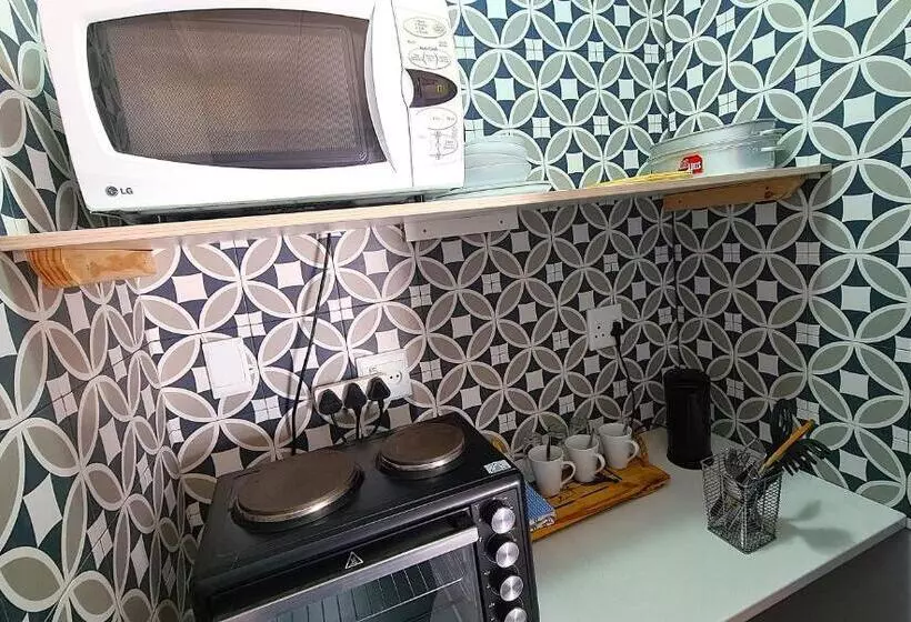 Tiende Laan Bed & Breakfast And Self Catering
