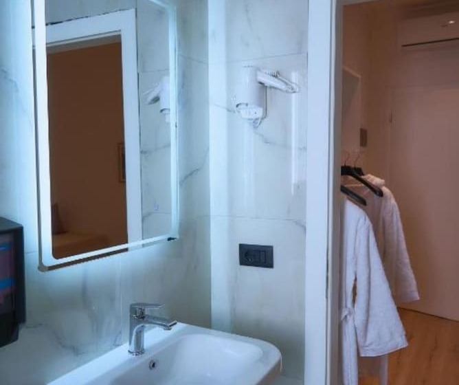 هاستل Kalpazo Inn Tirana