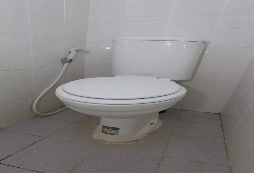 Hotelli Collection O 93750 Luxury Rooms @ Urbantown Serpong