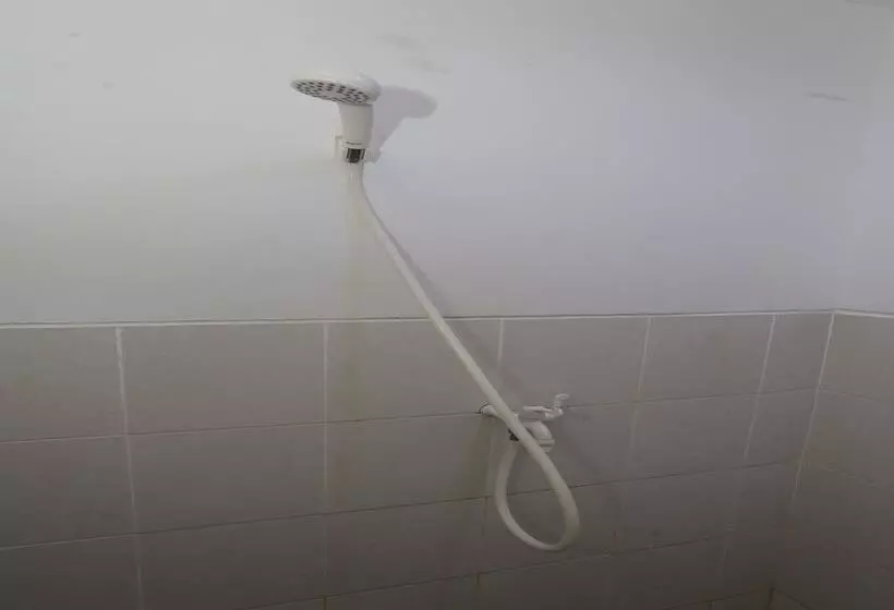 Hotelli Collection O 93750 Luxury Rooms @ Urbantown Serpong