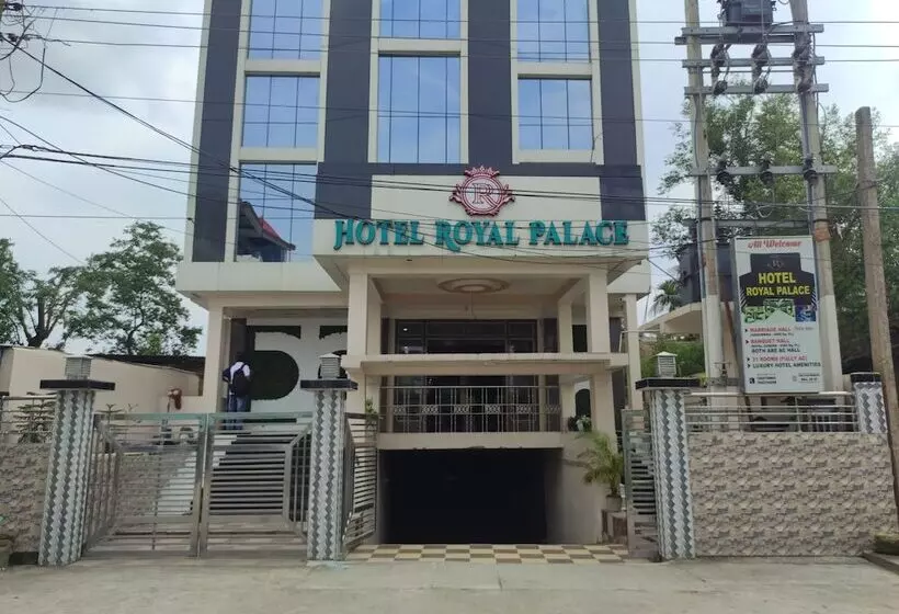 Hotelli Royal Palace