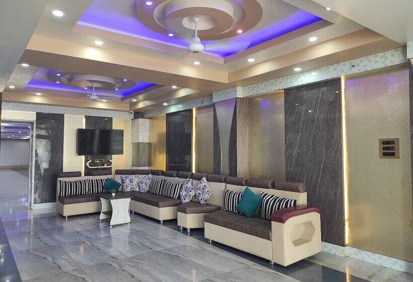 فندق Royal Palace