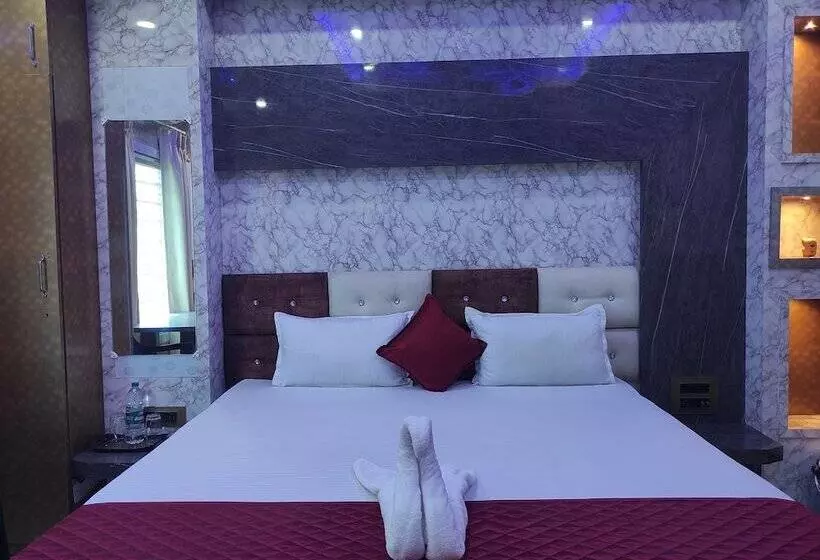 Hotelli Royal Palace