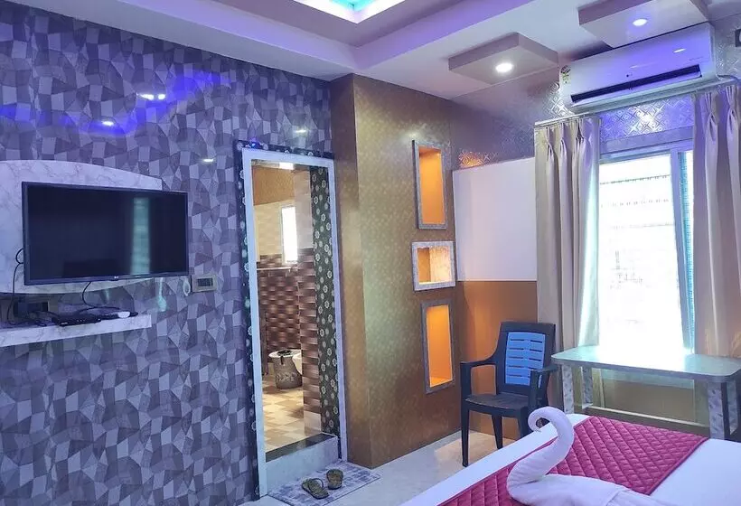 Hotelli Royal Palace