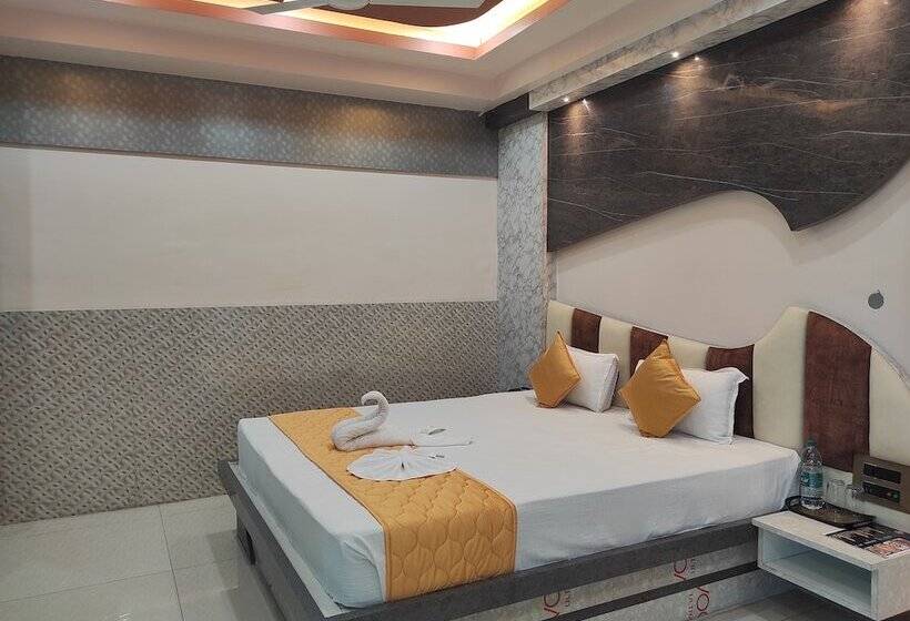 فندق Royal Palace