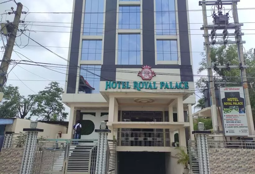 Hotelli Royal Palace