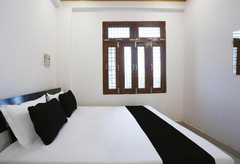 Oyo Flagship Hotel Royal Palace