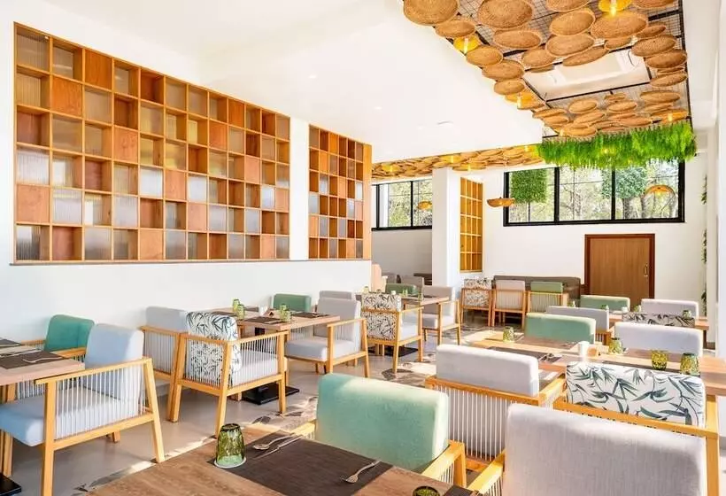 Hotelli Holitel Anjuna Goa