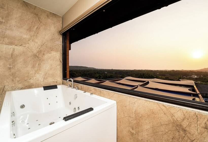 فندق Holitel Anjuna Goa