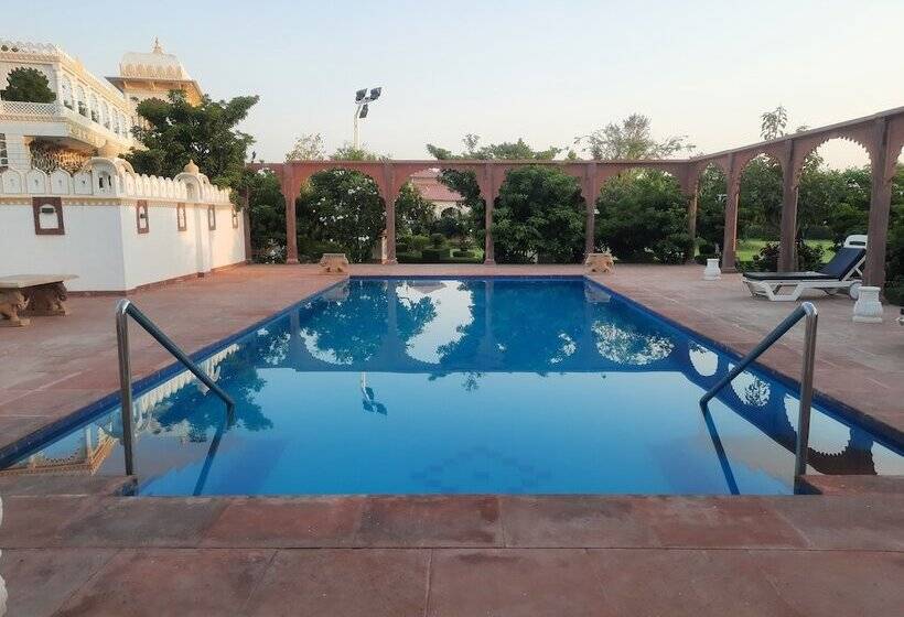 ホテル Yash Veer Resort