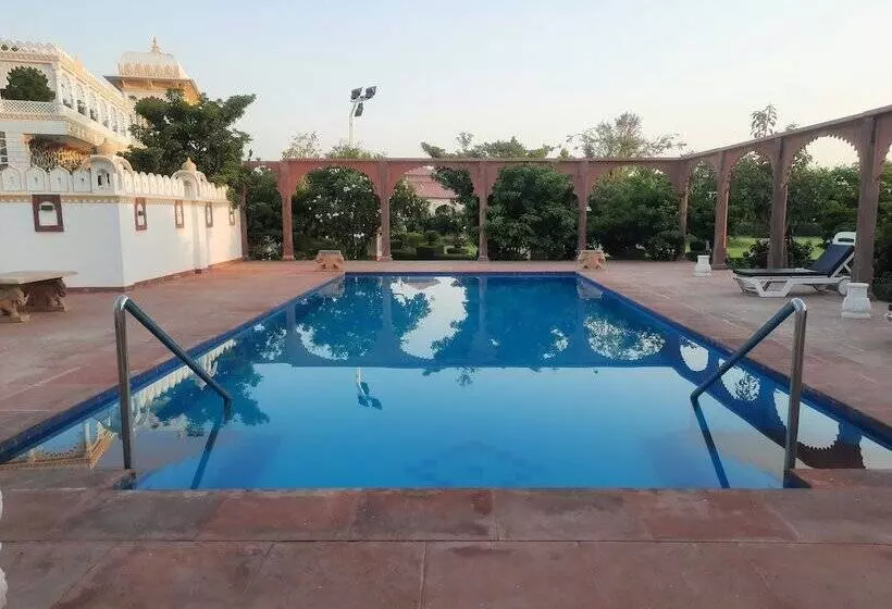 ホテル Yash Veer Resort