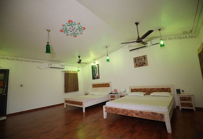 ホテル Yash Veer Resort