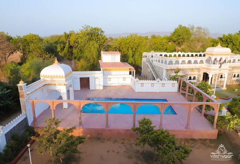 ホテル Yash Veer Resort