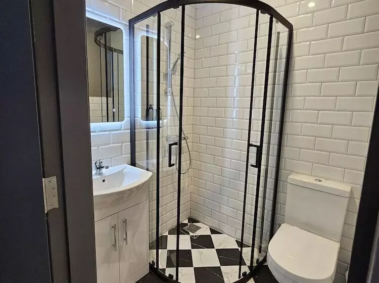 پانسیون The Abbeygate Townhouse