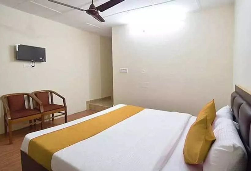 Fabhotel Annapurna