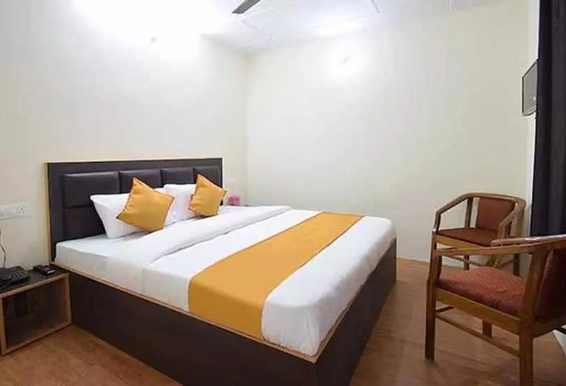 Fabhotel Annapurna
