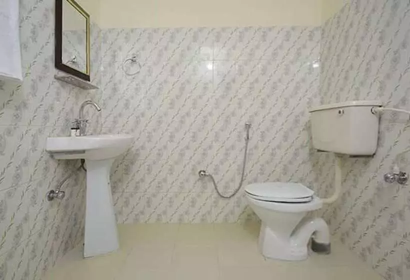 Fabhotel Annapurna