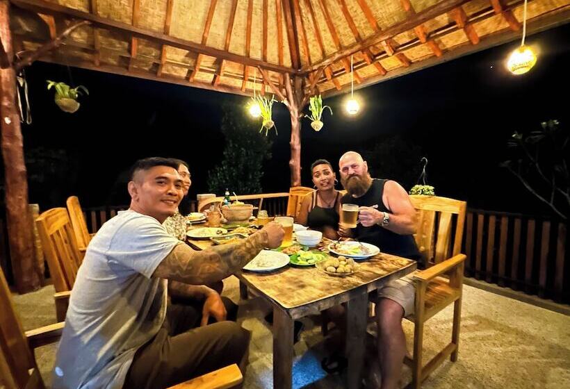 Szálloda Artomoro Bali