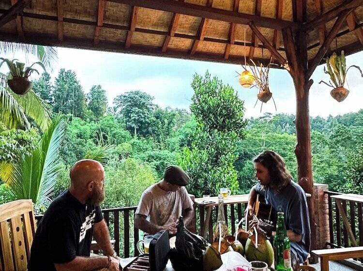 Szálloda Artomoro Bali