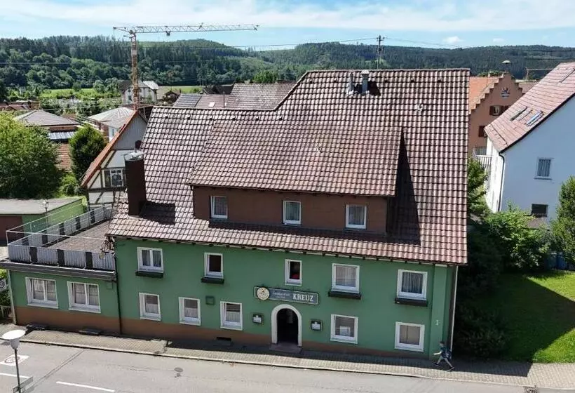 Retkeilymaja Landgasthof Kreuz Mit Gästehaus