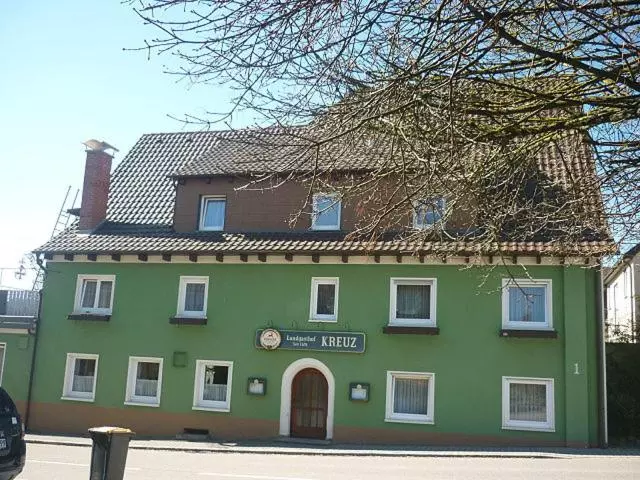 Retkeilymaja Landgasthof Kreuz Mit Gästehaus