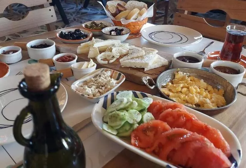 Hotelli çeşme Pürhayal Pansiyon