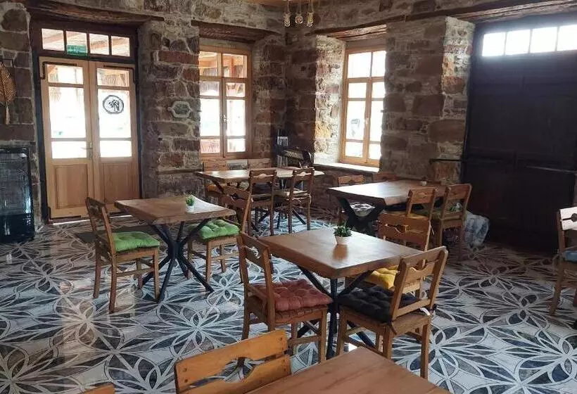 Hotelli çeşme Pürhayal Pansiyon