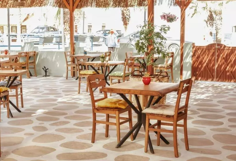 Hotelli çeşme Pürhayal Pansiyon