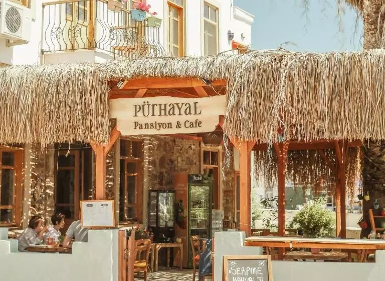 Hotelli çeşme Pürhayal Pansiyon