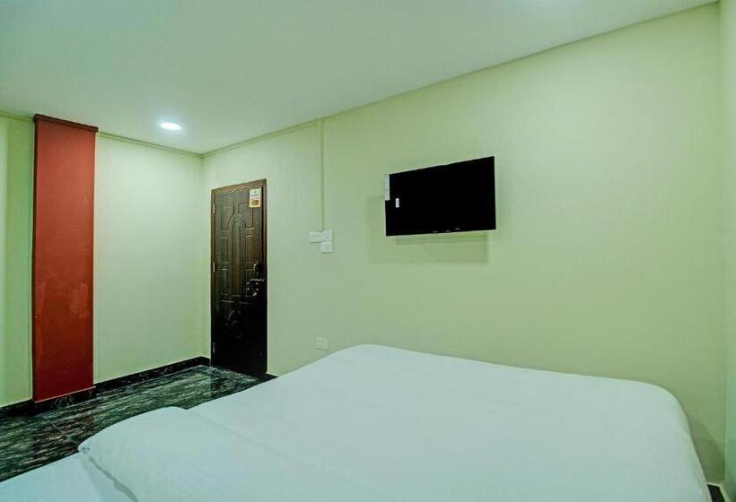 هتل Oyo Vati Guesthouse