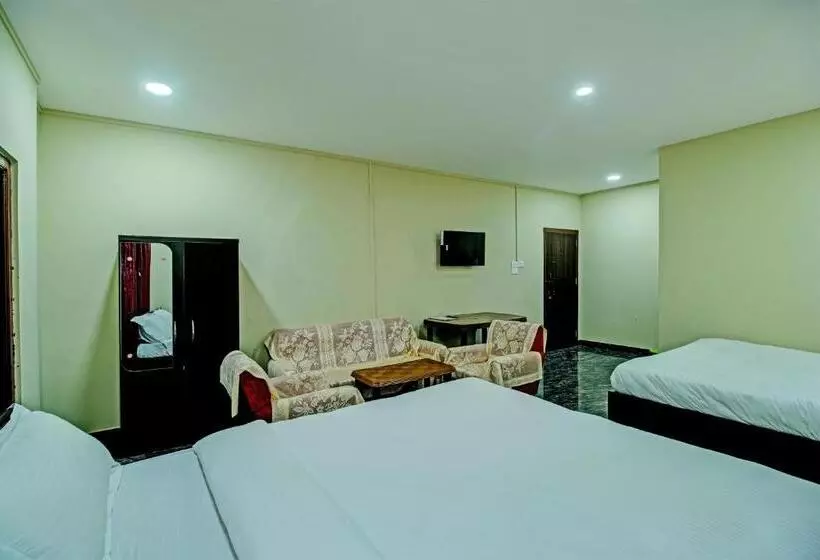 ホテル Oyo Vati Guesthouse