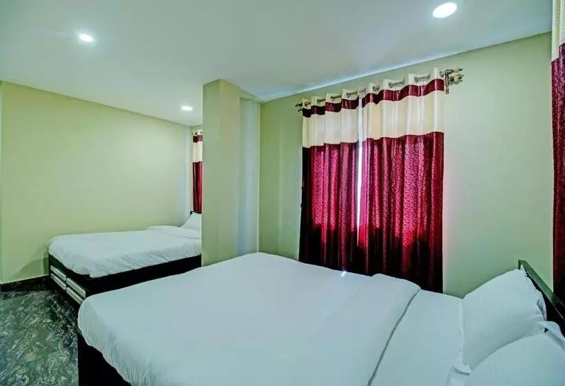 ホテル Oyo Vati Guesthouse