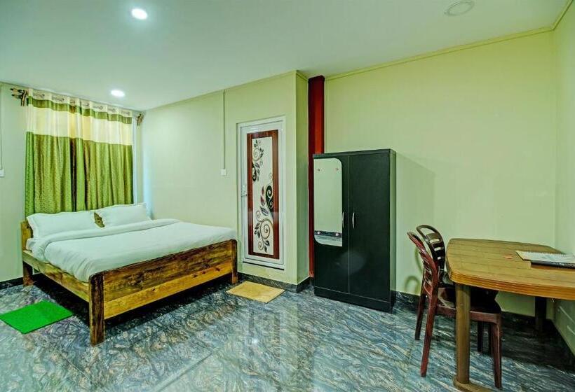 هتل Oyo Vati Guesthouse