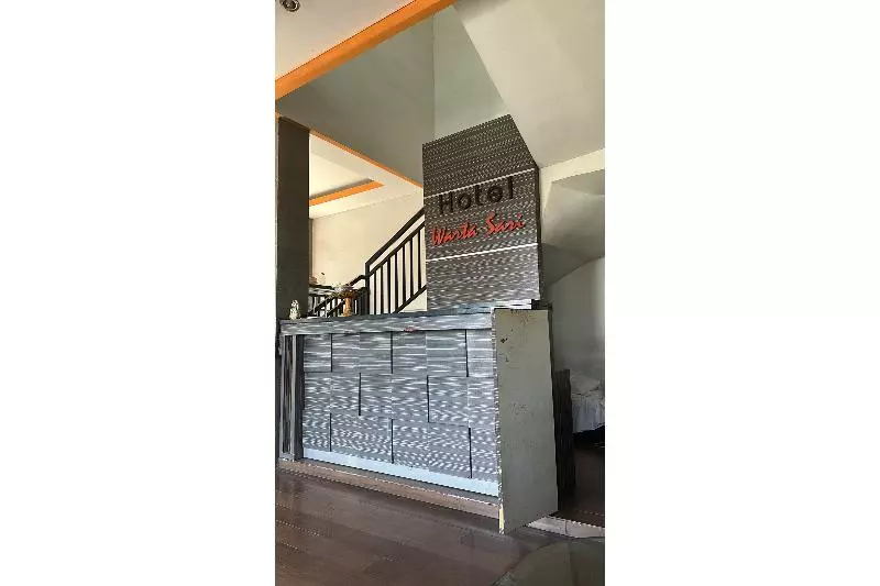 ホテル Warta Sari