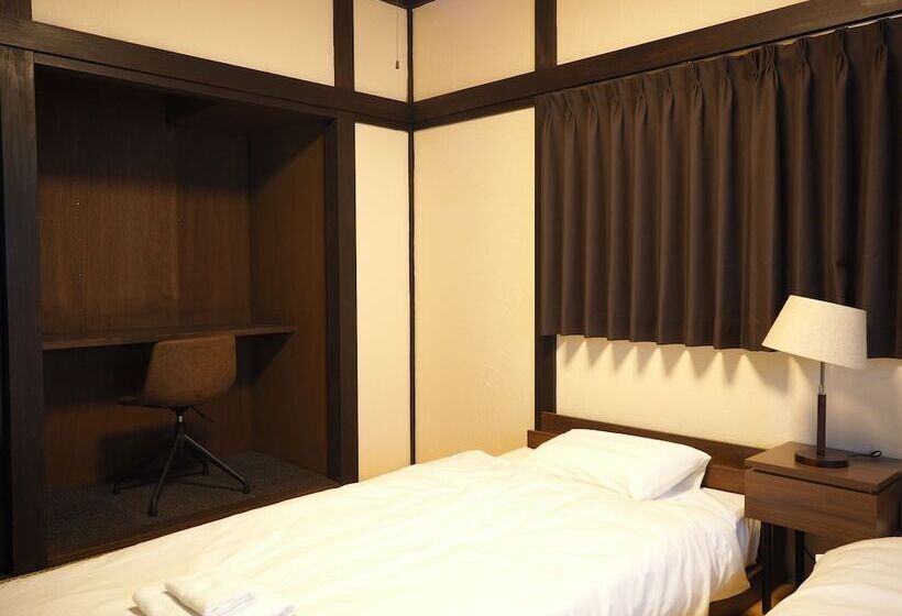 פנסיון Buna Kusatsu Onsen Inn