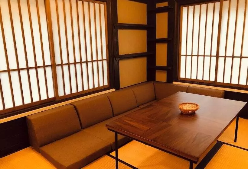 ペンション Buna Kusatsu Onsen Inn