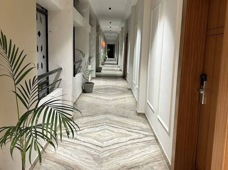 Hotel Alba Premier Kolhapur