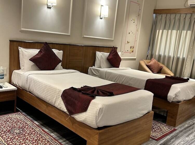 Hotel Alba Premier Kolhapur