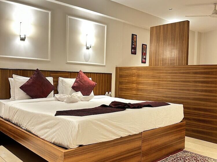 Hotel Alba Premier Kolhapur