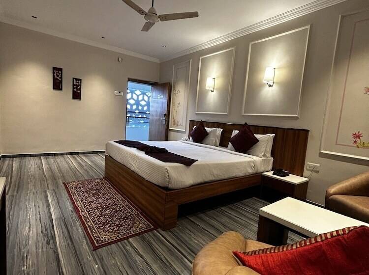 Hotel Alba Premier Kolhapur
