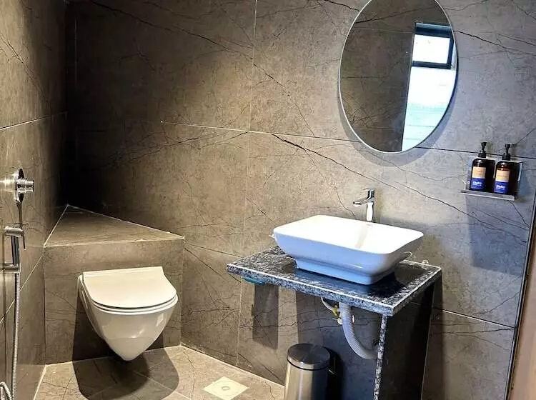 Hotel Alba Premier Kolhapur