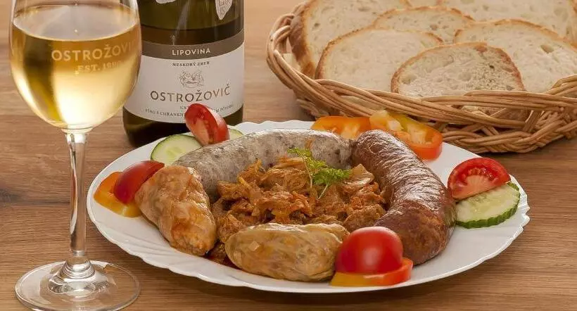 Majatalo Penzión Tokaj Ostrožovič